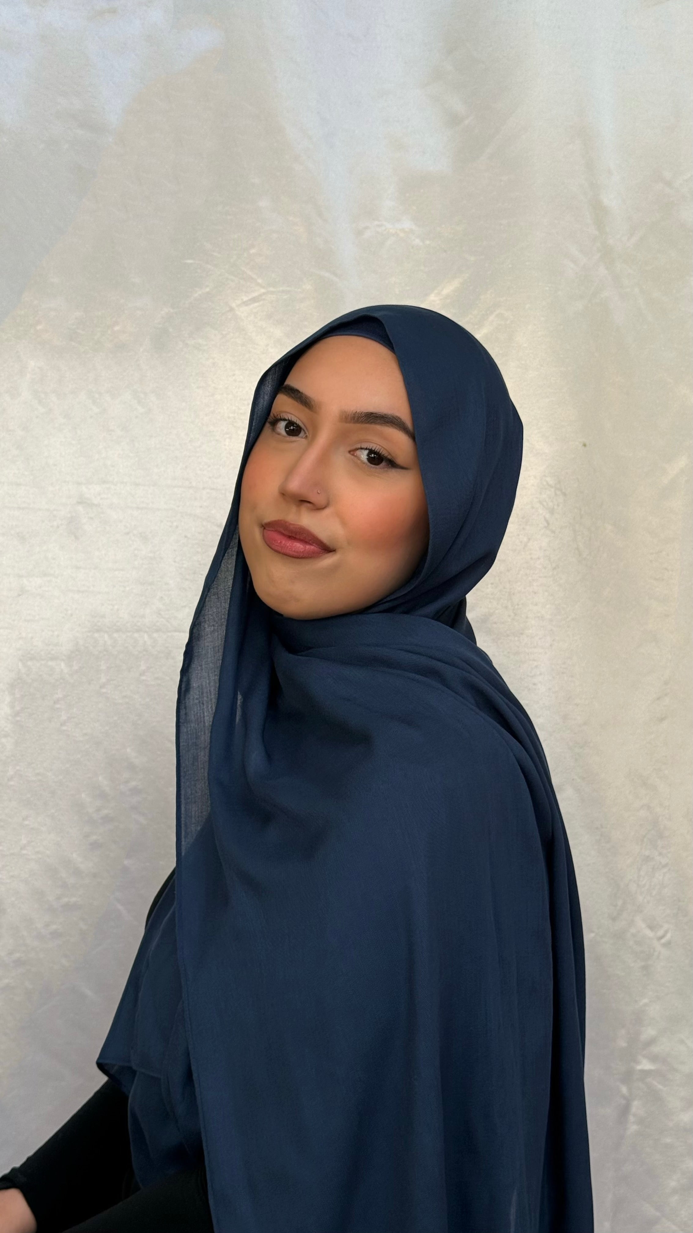 Navy Plain Modal