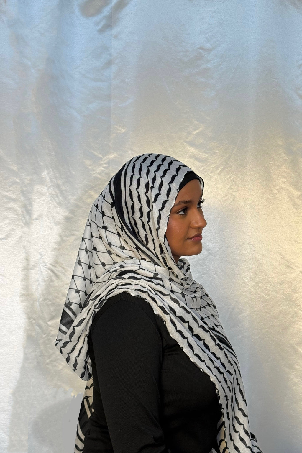 Black Keffiyeh Modal