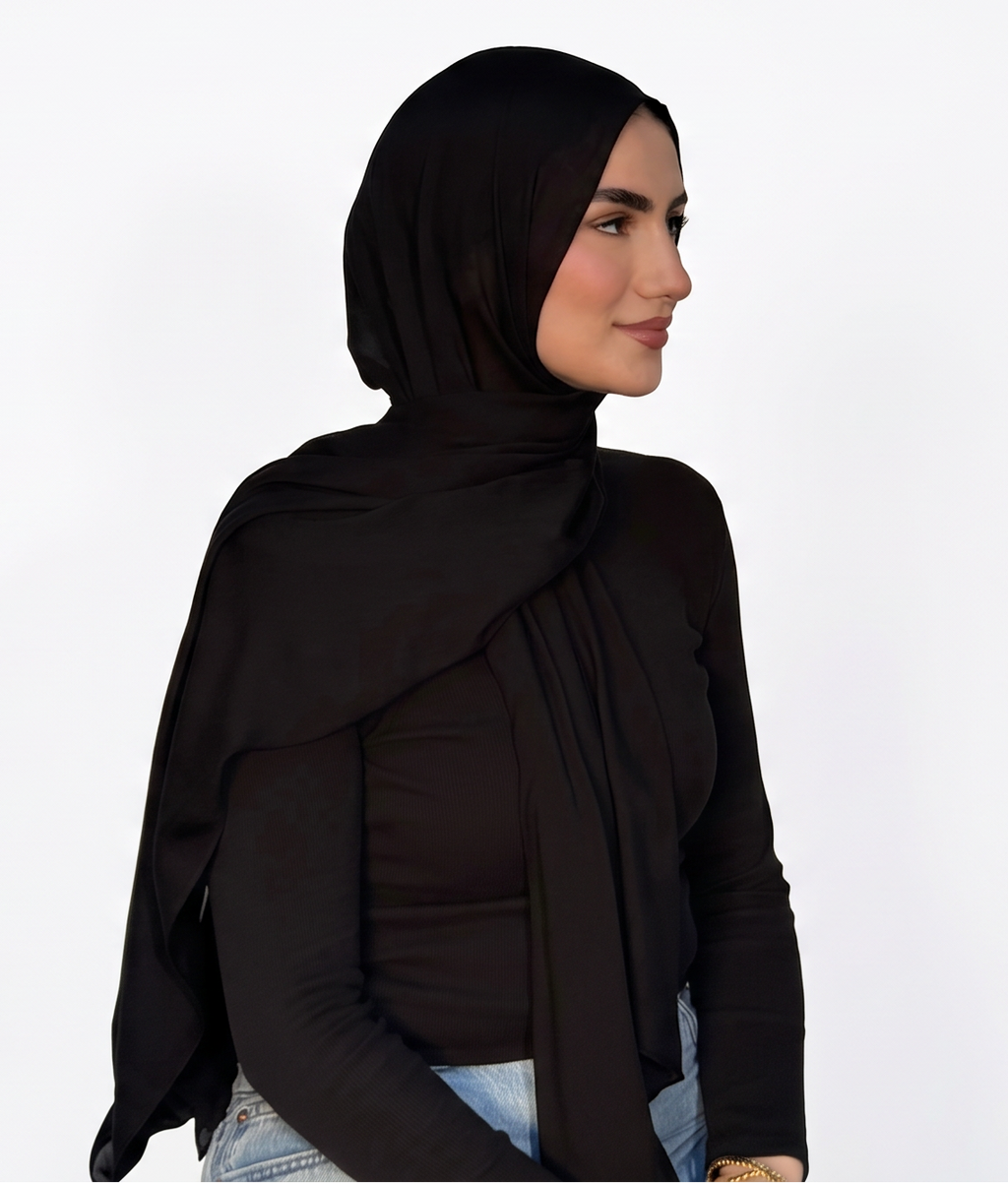 Noir Plain Modal